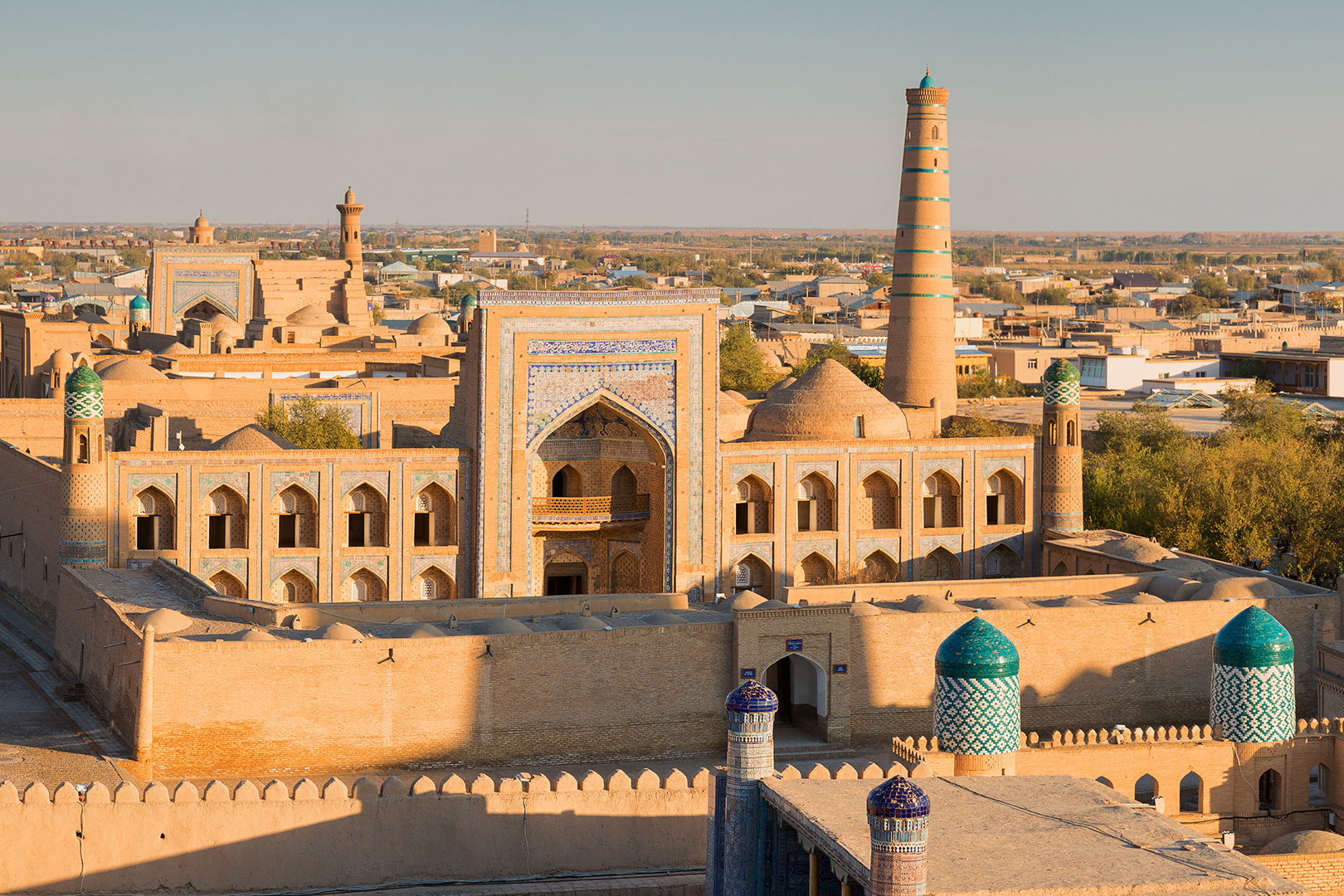 Circuit de grup - Experience Uzbekistan, Kazakhstan & Kyrgyzstan - 15 zile, septembrie 2026 - cu George Babuta