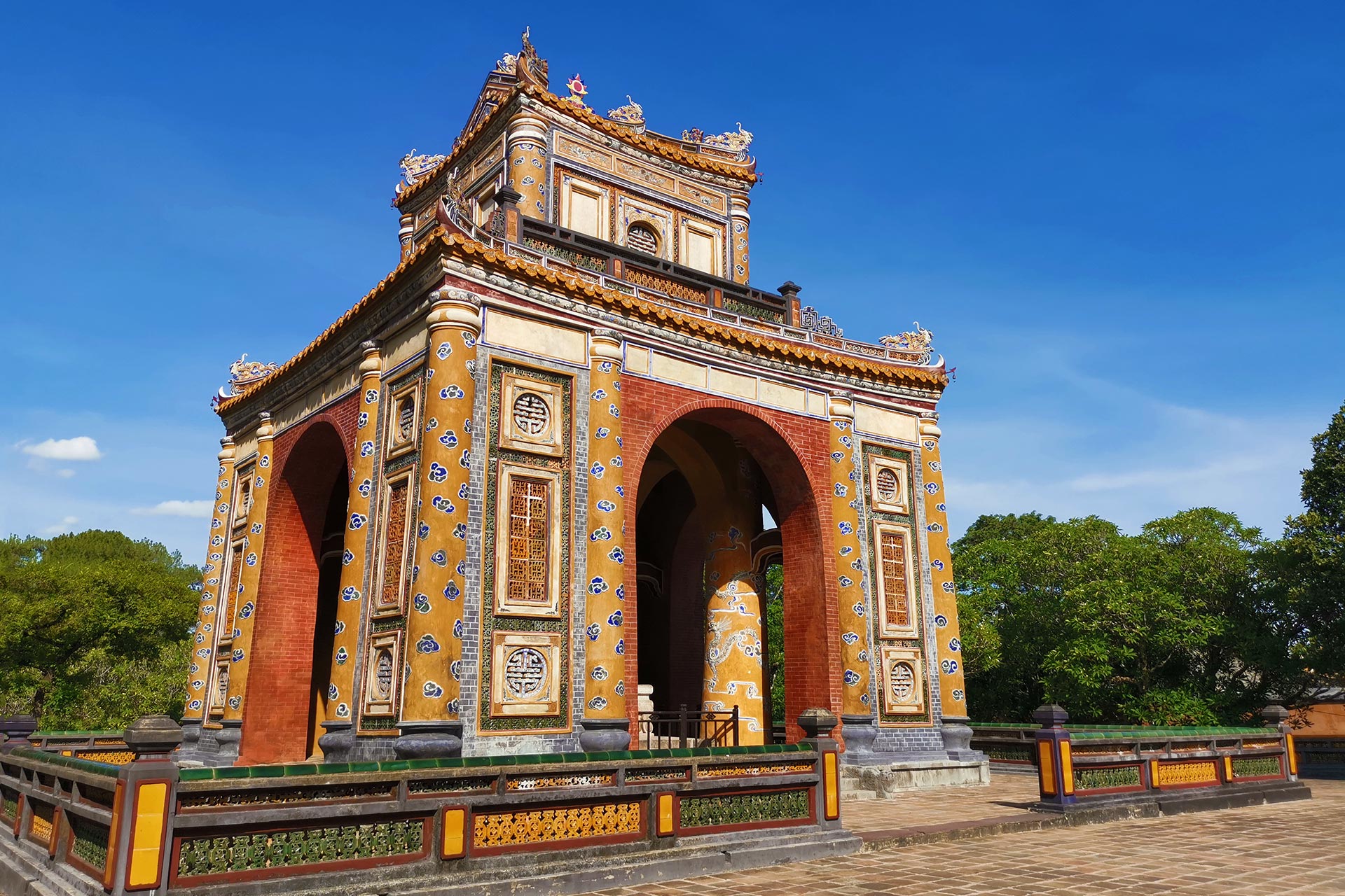 Circuit Essential Vietnam